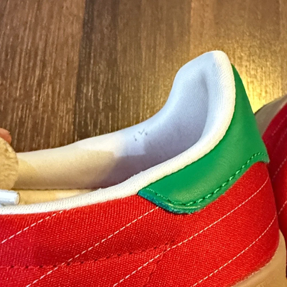 Adidas Gazelle pink, Red, White and green Sneakers - Picture 6 of 7